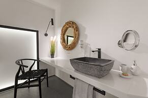 Albatross Beach Front Villas