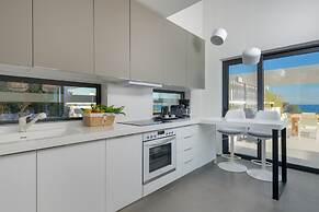 Albatross Beach Front Villas