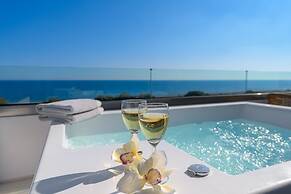 Albatross Beach Front Villas