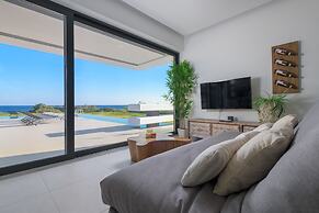 Albatross Beach Front Villas