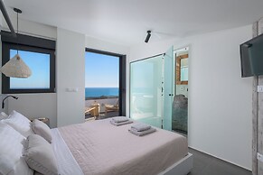 Albatross Beach Front Villas