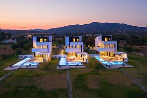 Albatross Beach Front Villas