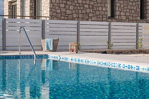 Francis & Gregorys Luxury Villas