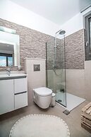 Francis & Gregorys Luxury Villas