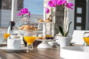 Francis & Gregorys Luxury Villas