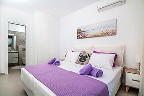 Francis & Gregorys Luxury Villas