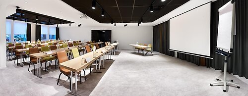 Park Inn by Radisson Brussels Airport