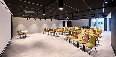 Park Inn by Radisson Brussels Airport