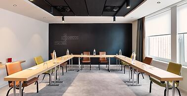 Park Inn by Radisson Brussels Airport