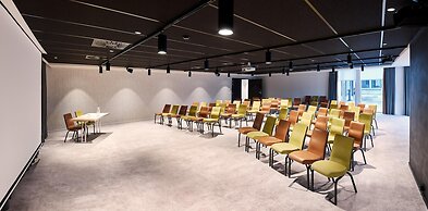 Park Inn by Radisson Brussels Airport