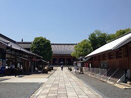 Toyoko Inn Kyoto Shijo-omiya