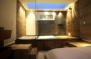 Zaya Motel Premium - Adults Only