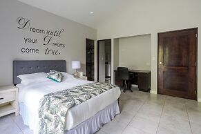 Coffee Estate Inn