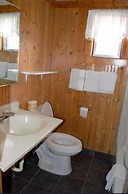 Green Acre Motel by OYO Near Rush County Airport