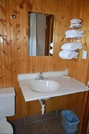 Green Acre Motel by OYO Near Rush County Airport