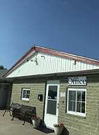 Green Acre Motel by OYO Near Rush County Airport