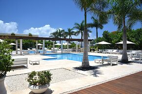 Magia Beachside Condo