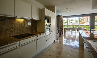 Magia Beachside Condo