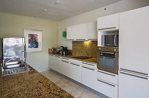 Magia Beachside Condo