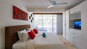 Magia Beachside Condo