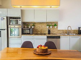 Magia Beachside Condo