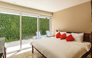 Magia Beachside Condo