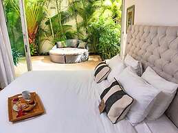 Magia Beachside Condo