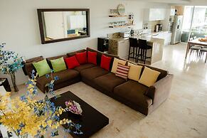 Magia Beachside Condo