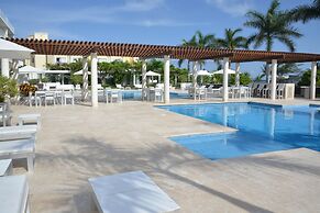 Magia Beachside Condo