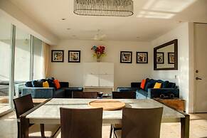 Magia Beachside Condo