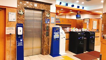 Toyoko Inn Shin Yokohama Station Honkan