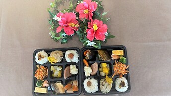 Toyoko Inn Okinawa Naha Kokusai Dori Miebashi Station