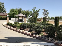 Town & Country Motel