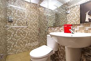 RedDoorz near Trans Studio Mall 2