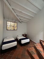 YOLO HOSTEL MEDELLIN