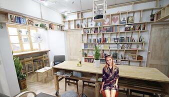 Time Travelers Relax - Hostel (Foreigners Only)