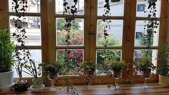 Time Travelers Relax - Hostel (Foreigners Only)