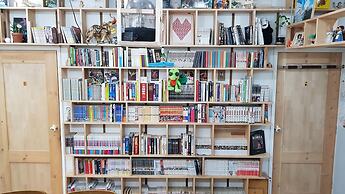 Time Travelers Relax - Hostel (Foreigners Only)