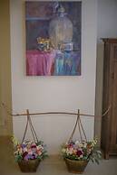 Vera Nidhra - Self check-in after 7pm