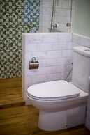 Vera Nidhra - Self check-in after 7pm