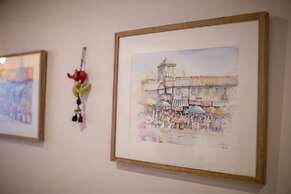 Vera Nidhra - Self check-in after 7pm