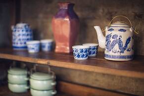 Vera Nidhra - Self check-in after 7pm