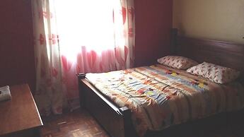 Karen Bomas Inn
