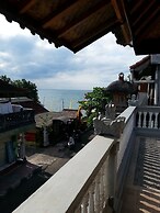 Puri Mandhara Lovina