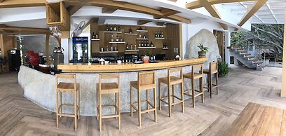 White Sand Samui Resort