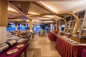 White Sand Samui Resort