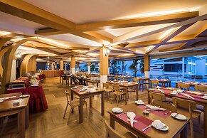 White Sand Samui Resort