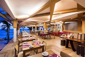 White Sand Samui Resort