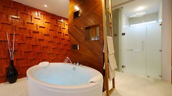 White Sand Samui Resort