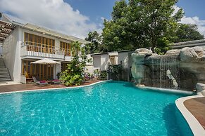 White Sand Samui Resort